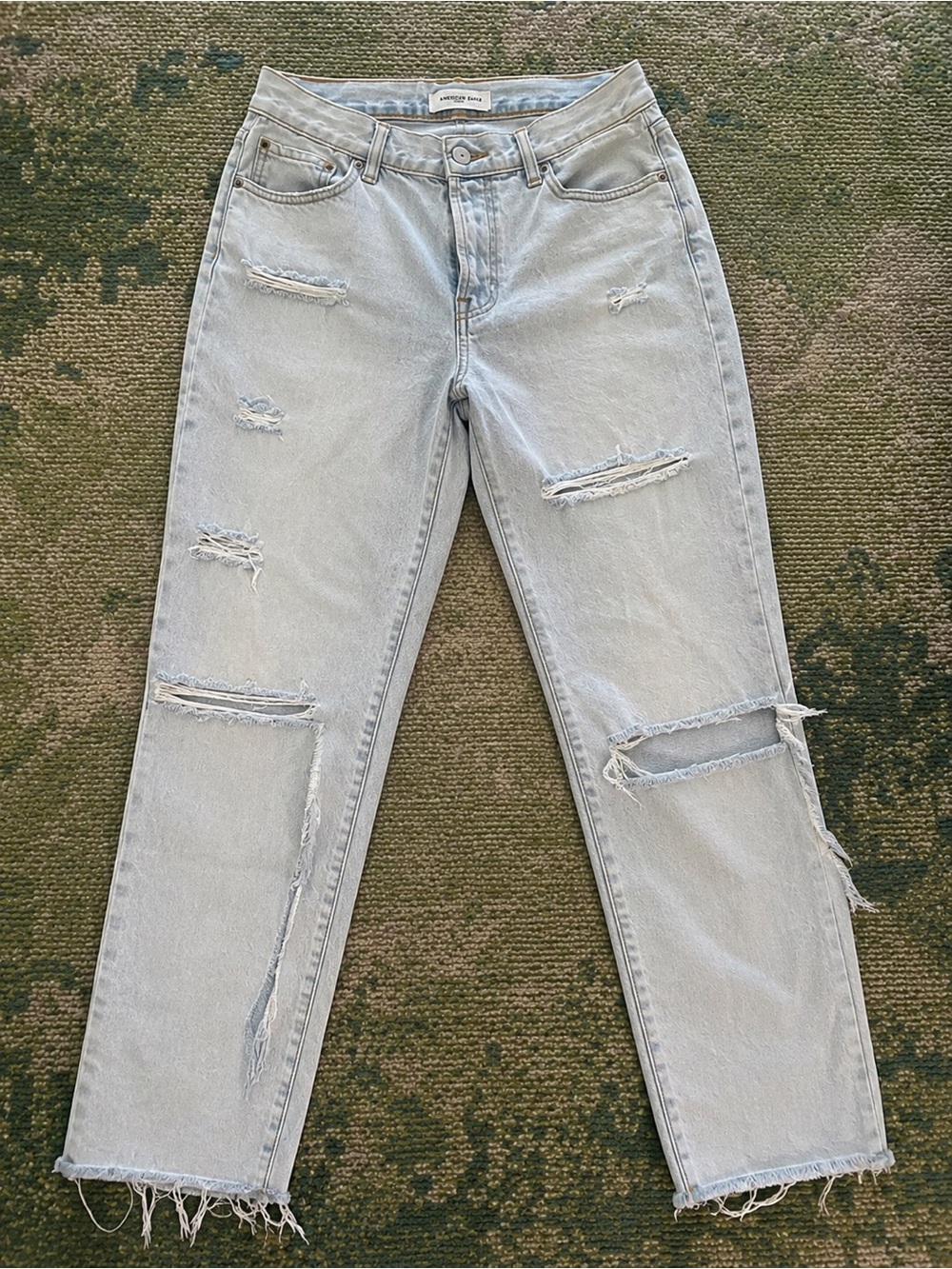 Forever 21 Light Wash Denim Jeans